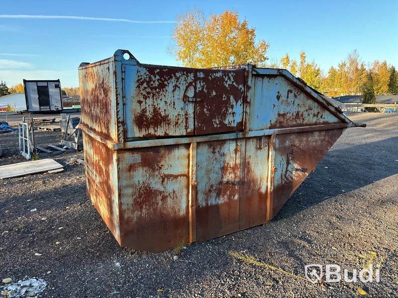Sopcontainer med luckor