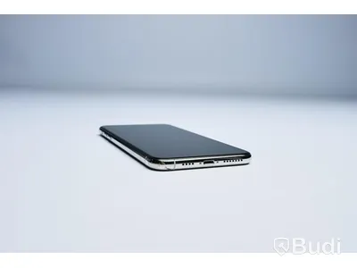 iPhone 11 Pro Max - 256 GB, White, Apple. 90 procent batterihälsa, minimalt slitage, repa skärm.