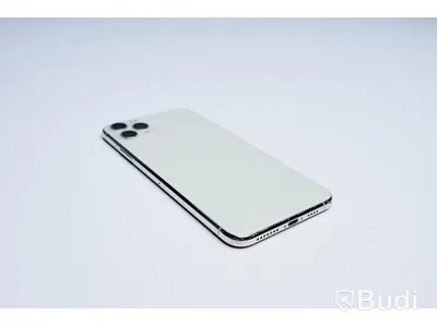 iPhone 11 Pro Max - 256 GB, White, Apple. 90 procent batterihälsa, minimalt slitage, repa skärm.