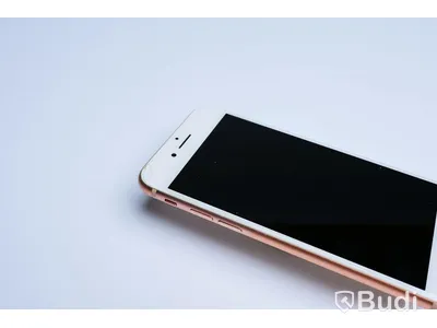 iPhone 8 - 64 GB, Rose Gold, Apple. 90 procent batterihälsa, minimalt slitage, spricka framsida.