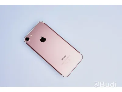 iPhone 7 - 32 GB, Rose Gold, Apple. 91 procent batterihälsa, minimalt slitage, liten spricka framsida.