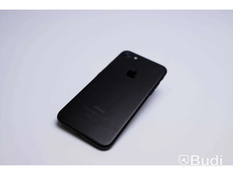iPhone 7 - 32 GB, 89 procent batterihälsa, minimalt slitage. Begagnad.