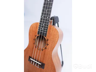 Ukulele - Koki'o, Mahogany inkl. soft case, RISA Musical Instruments. Ny, Obruten förpackning.