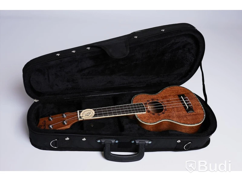 Ukulele - Koki'o, Mahogany Soprano inkl. hard case, RISA Musical Instruments. Ny, Obruten förpackning.
