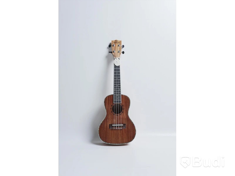Kokio ukulele med case, mahogany
