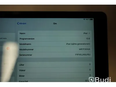 iPad - 6th Gen, 32 GB, Silver Grey, Apple. Minimalt slitage.