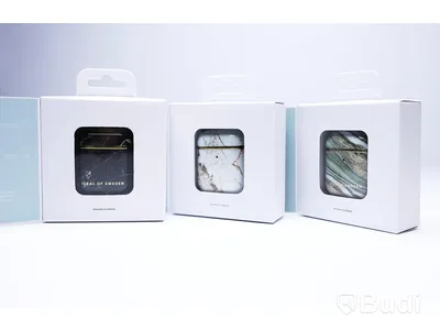 Airpod-fodral - 3 st, passar 1:st och 2:nd gen, vit, grön och svart, Ideal of Sweden. Ny, Obruten förpackning.