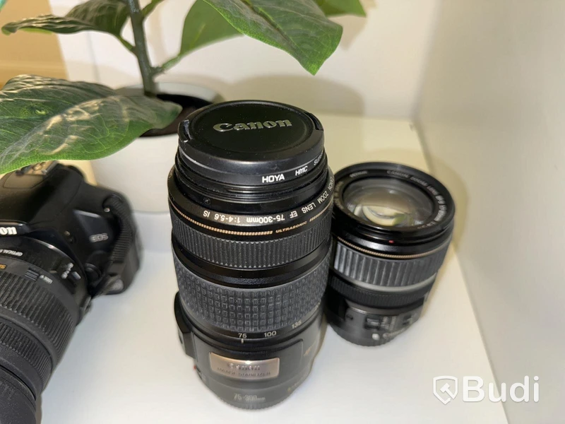 Kamera Canon 450D inkl. 3 objektiv och väska