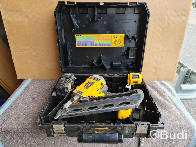 DeWALT DCN 692 P2 Spikpistol 1 batterier Nypris ca: 7,149SEK