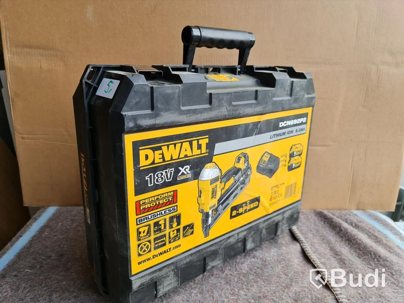 DeWALT DCN 692 P2 Spikpistol 1 batterier Nypris ca: 7,149SEK