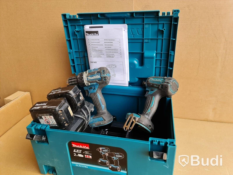 Makita DLX2127MJ 18V-Combokit Borrskruvdragare DDF484Z Slagskruvdragare DTD153Z Nypris ca: 4,780SEK . Omstartad pga felbud
