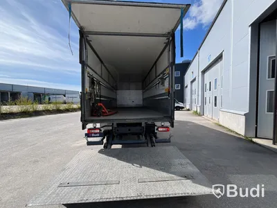 Lastbil Volvo FL -2020 | Höj- & sänkskåp | SKAB | Automat | Zepro