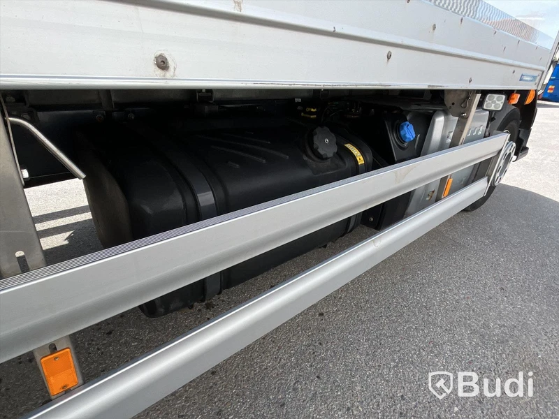 Lastbil Volvo FL -2020 | Höj- & sänkskåp | SKAB | Automat | Zepro