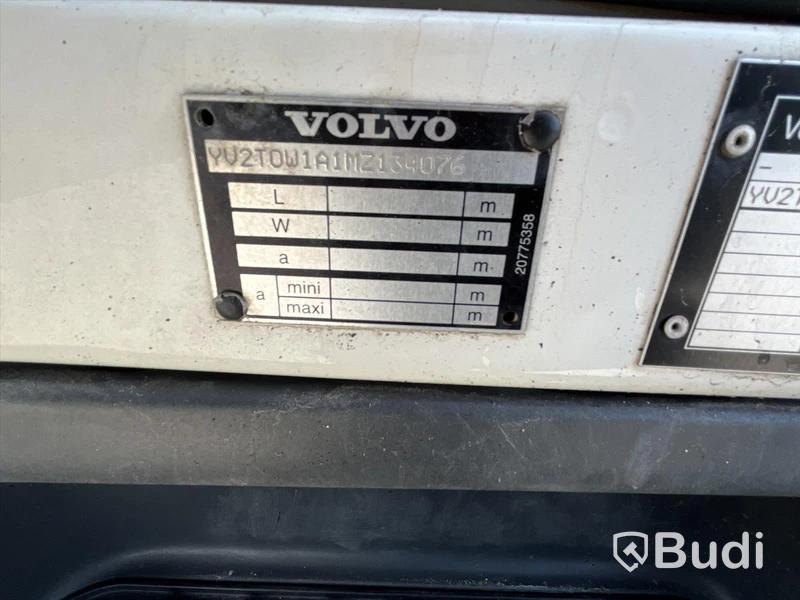 Lastbil Volvo FL -2020 | Höj- & sänkskåp | SKAB | Automat | Zepro