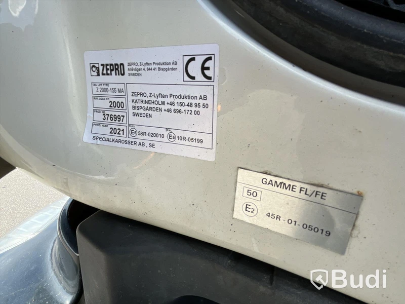 Lastbil Volvo FL -2020 | Höj- & sänkskåp | SKAB | Automat | Zepro