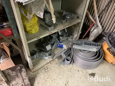 Byggprodukter, maskiner/verktyg, hyllor m.m.