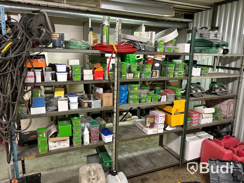 Byggprodukter, maskiner/verktyg, hyllor m.m.