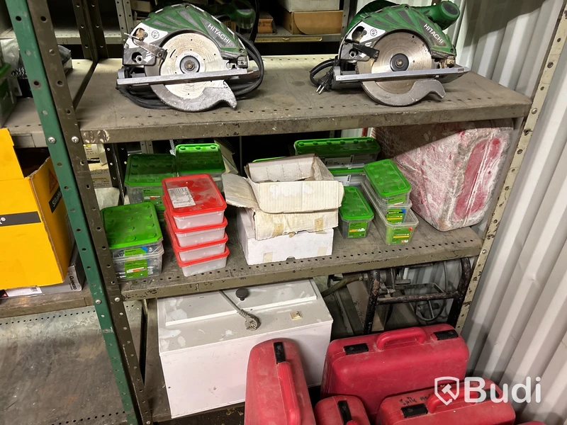 Byggprodukter, maskiner/verktyg, hyllor m.m.