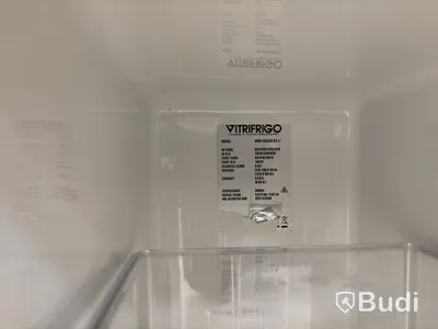 Kaffemaskin WMF 1500S samt mjölkkyl Vitifrigo WMF Cooler 6,5L