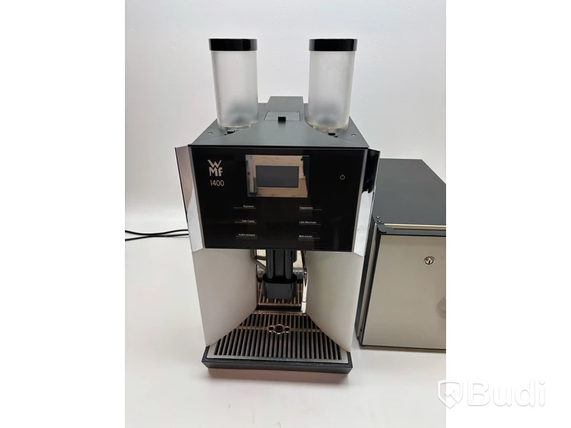 Kaffemaskin WMF 1400 och mjölkkyl Vitrifrigo FG 10l WMFE