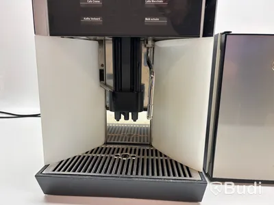 Kaffemaskin WMF 1400 och mjölkkyl Vitrifrigo FG 10l WMFE