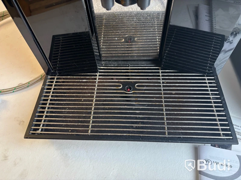 Kaffemaskin WMF 1200S och mjölkkyl Vitrifrigo FG 10L WMFE