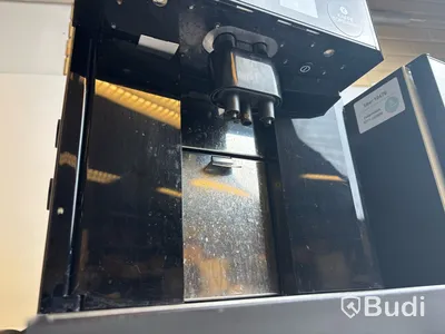 Kaffemaskin WMF 1200S och mjölkkyl Vitrifrigo FG 10L WMFE