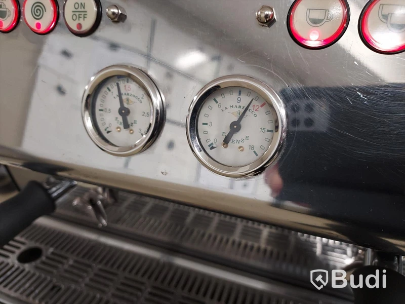 Kaffe/espressomaskin La Marzocco GB5 trippel