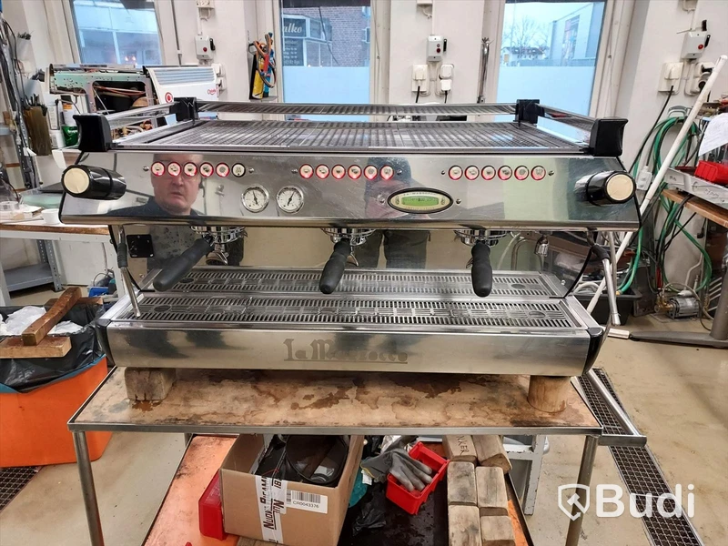 Kaffe/espressomaskin La Marzocco GB5 trippel