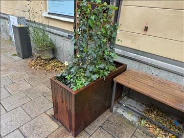 Stora blomlådor i cortenstål x4