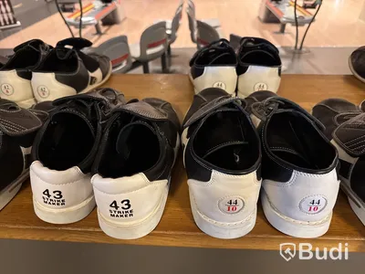 18 par bowlingskor ( strl 38-45)