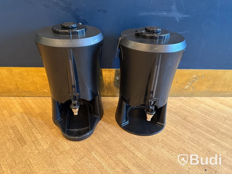 2 st kaffetermosar med tappkran