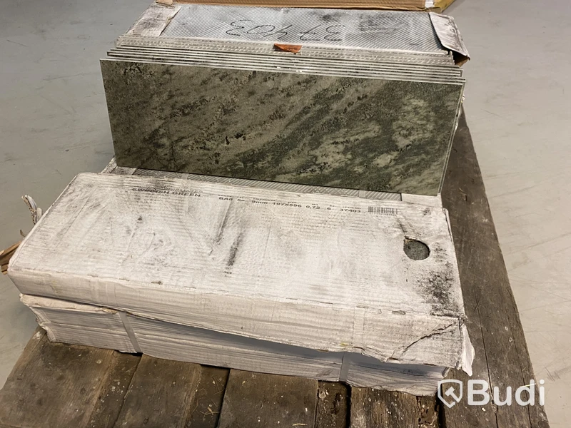 12.96 kvm Kakel Bricmate M26 KOLMÅRDEN 20x60 cm
