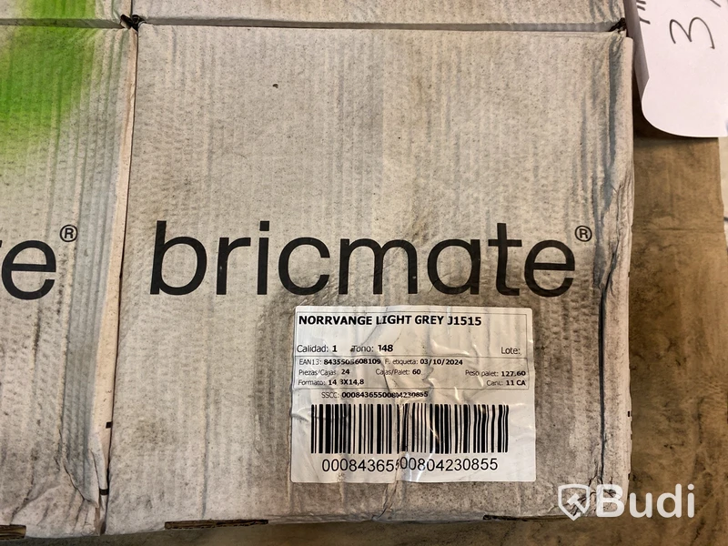 5,5 kvm Kakel Bricmate J1515 NORRVANGE LIGHT GREY 15x15 cm