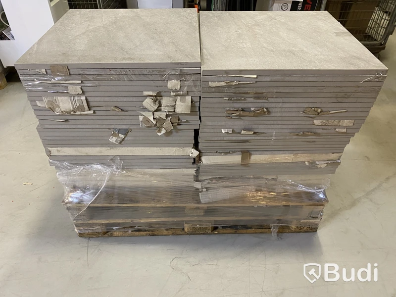 44,64 kvm Kakel Bricmate Z66 QUARTZIT PEARL 60x60 cm, UTOMHUS