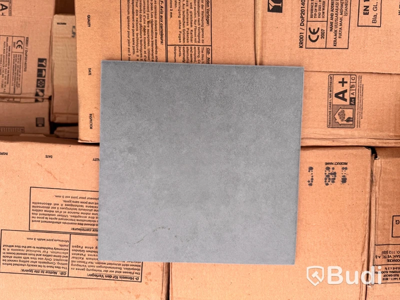 Klinker från Porcelain Stoneware 20x20 tot ca 48kvm