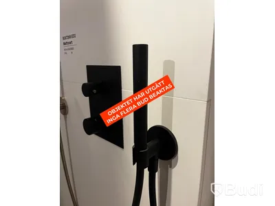 Tapwell box inbyggnadsdusch mattsvart (Obs! Behöver kompletteras med delar)