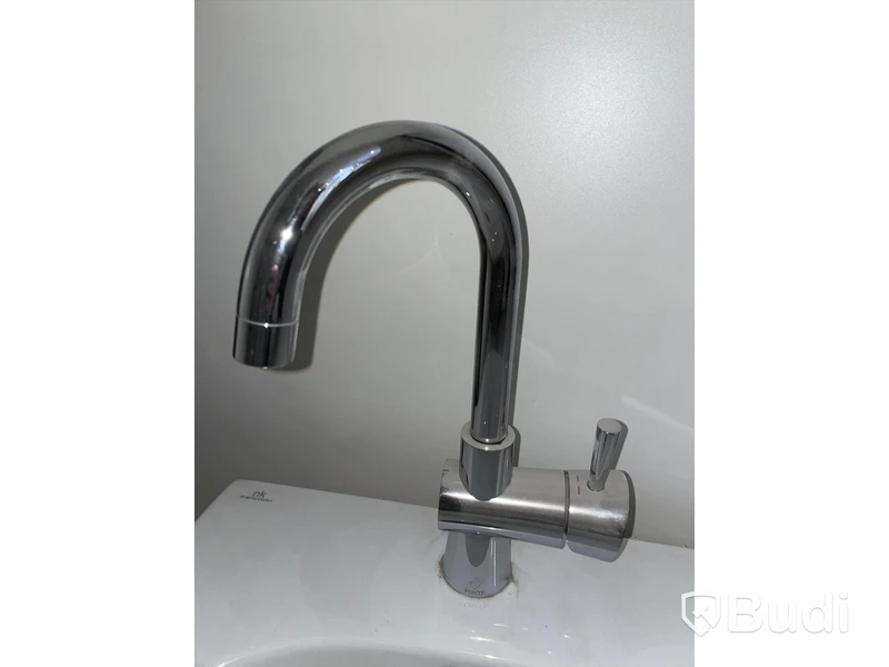 Handfat med blandare nk Porcelanosa Noken Hotels Obs! Fd. Utställningsex. Nypris ca 2800 kr (ex blandare)