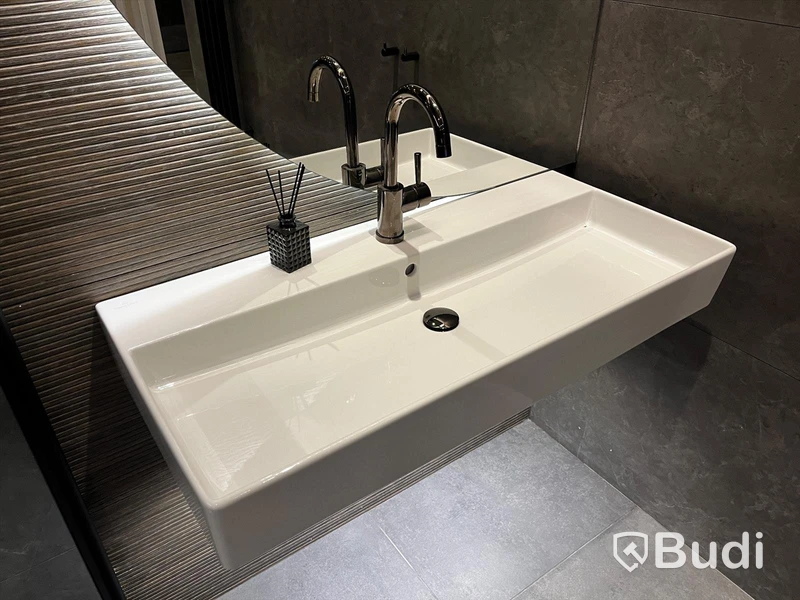 Badrumspaket från Villeroy&Boch, Tapwell Nypris ca 16 850 kr