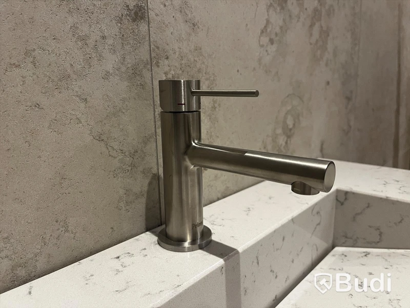 Handfat Villroy&Boch (80cm) Nypris ca 12 850 kr