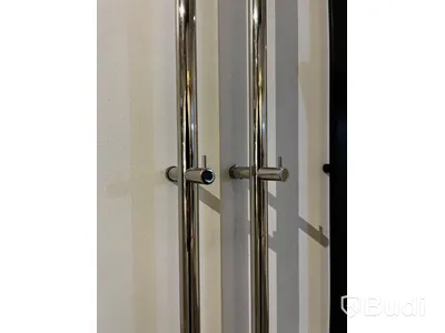 2st Handukstorkar INR line krom Mått: 175 cm Nypris ca 3000 kr/st