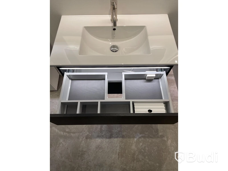 Möbelpaket från Primy, Tapwell, 4 AQUA, KP Nypris ca 9500 kr