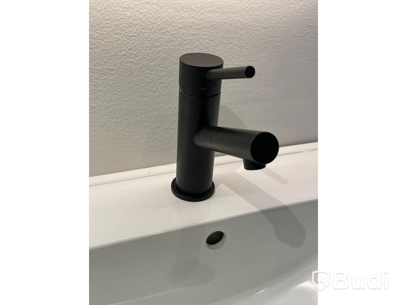 Möbelpaket från Primy, Tapwell, 4AQUA, KP Nypris ca 14 600 kr