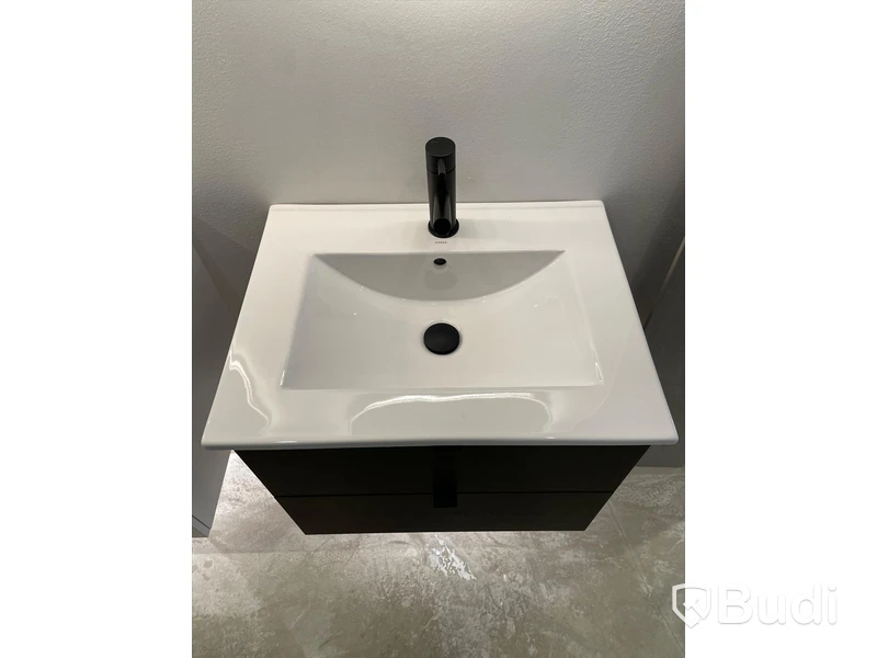 Möbelpaket från Primy, Tapwell, 4AQUA, KP Nypris ca 12 600 kr