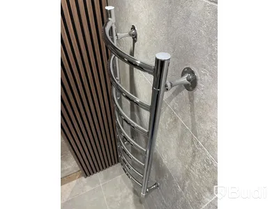 Handdukstork somatherm böjd B40 x L95 cm Nypris ca 2000 kr