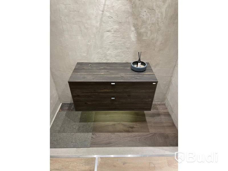 4AQUA kommod 5an svart ek rustik  Nypris ca 6000 kr