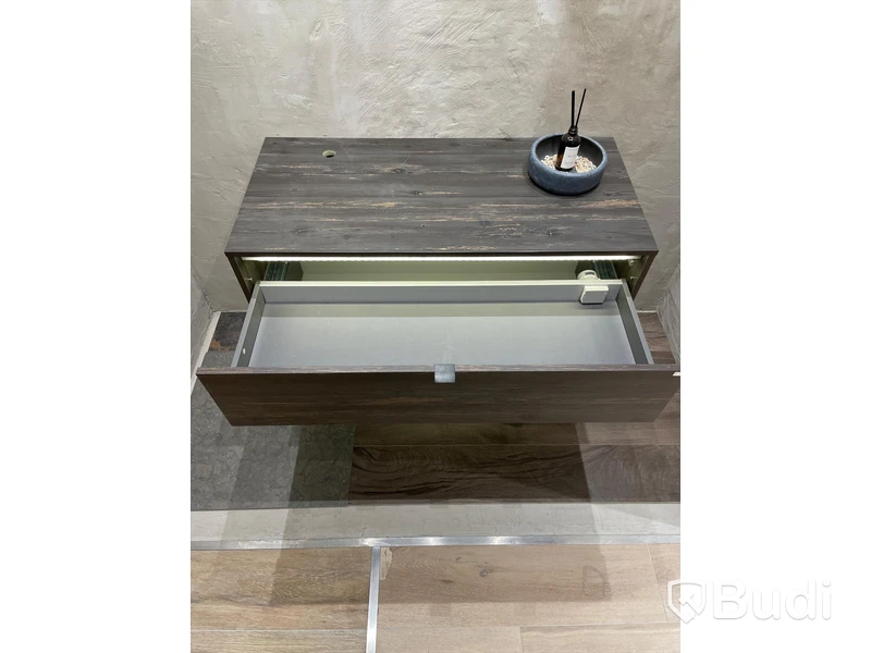 4AQUA kommod 5an svart ek rustik  Nypris ca 6000 kr