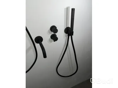 Dusch Primy inbyggnadsdusch m badpip coal Nypris ca 18 000 kr