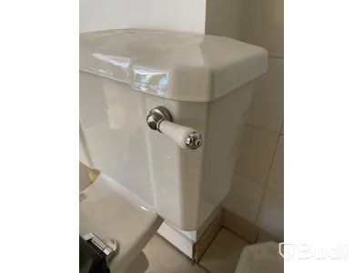 WC-stol Burlington Obs!Fd. utställningsex. Nypris ca 7500 kr