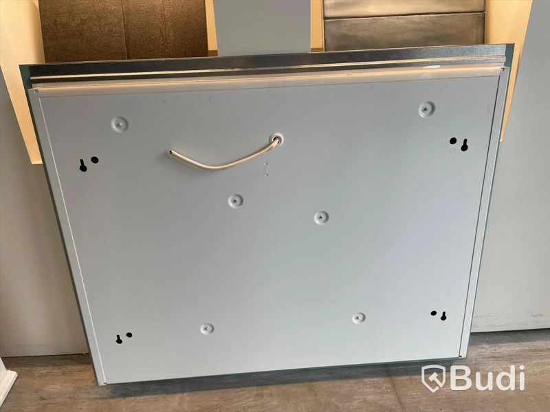 Spegel med led Hafa  Mått ca 80x65 cm Obs! Fd. utställningsex Nypris ca 5000 kr